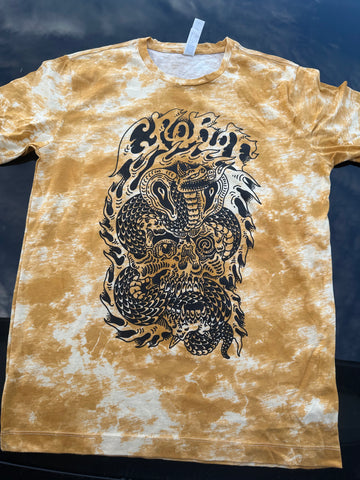 Cobra/skull, yellow tie die
